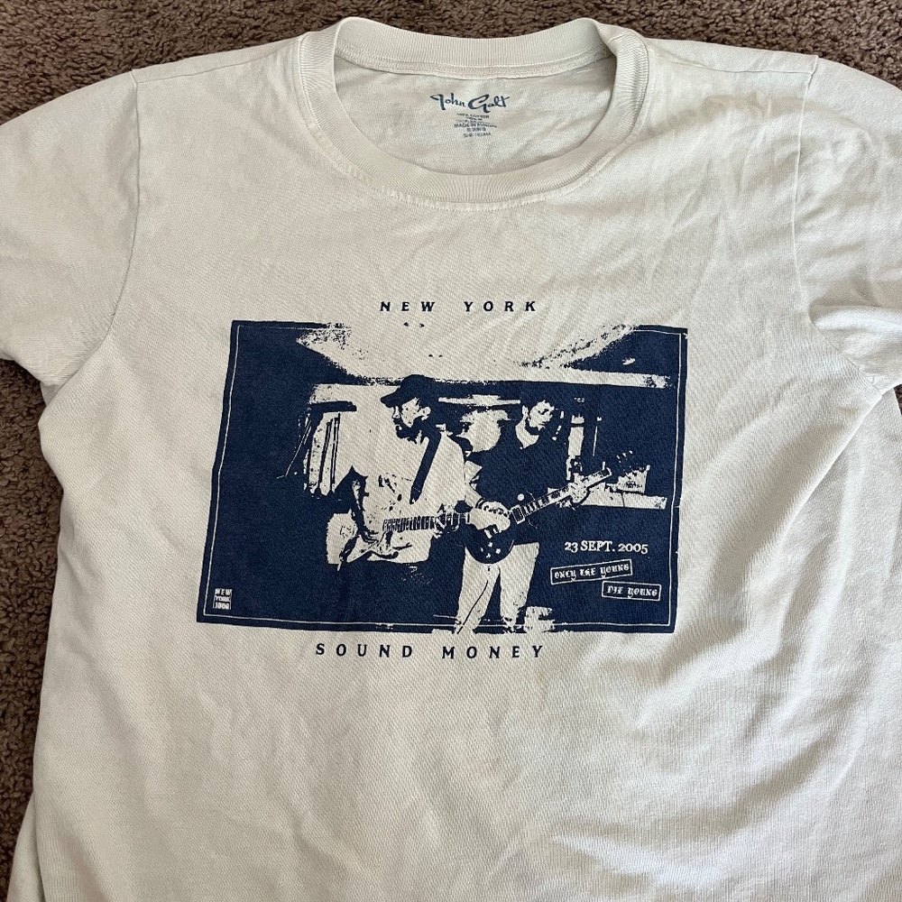 Brandy Melville Graphic Top